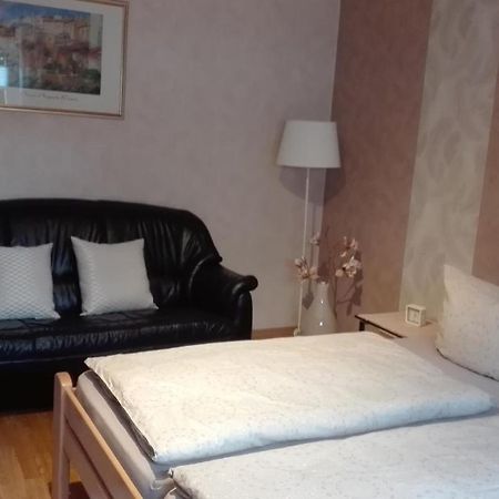 Ferienwohnung Schmitz Anschau Esterno foto