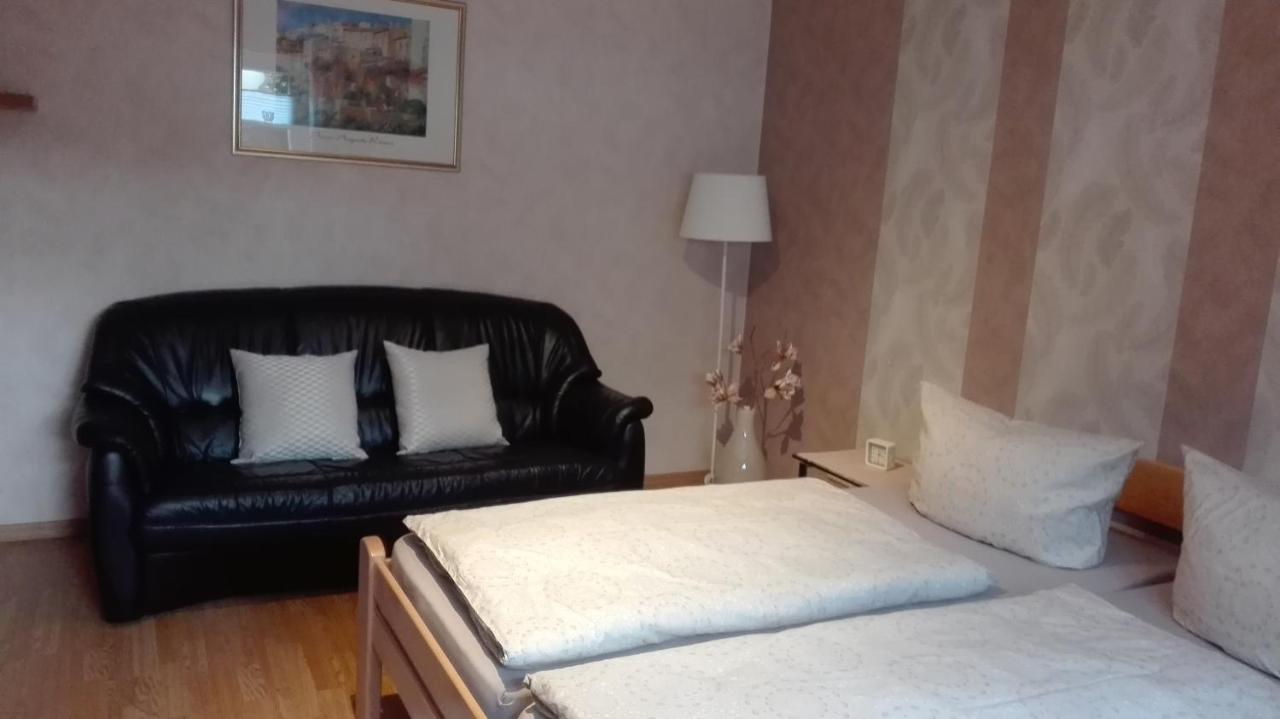 Ferienwohnung Schmitz Anschau Esterno foto