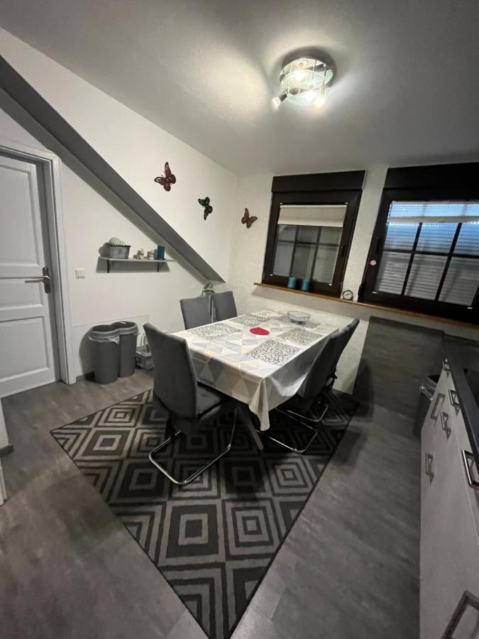 Ferienwohnung Schmitz Anschau Esterno foto