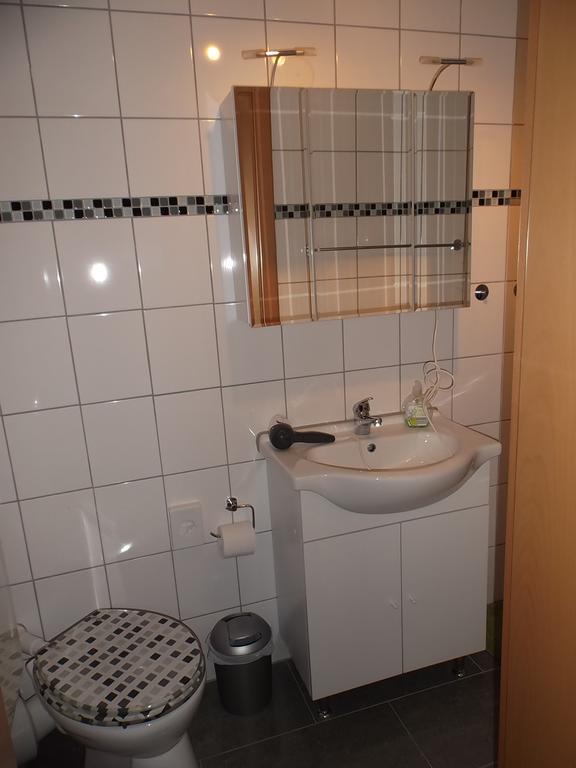 Ferienwohnung Schmitz Anschau Camera foto