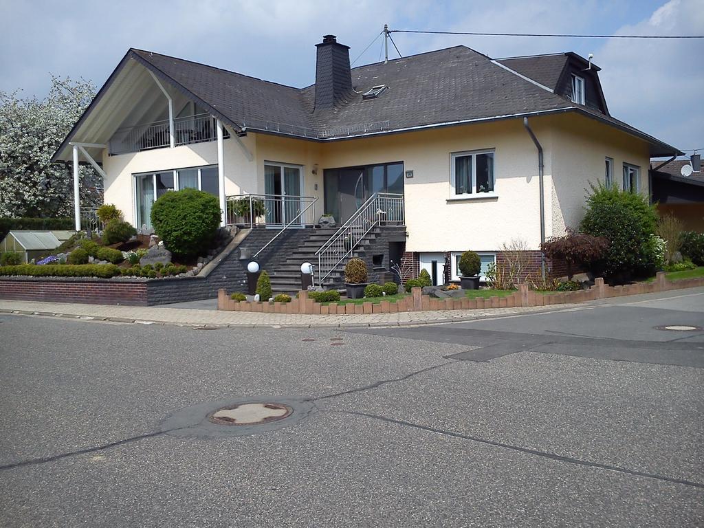 Ferienwohnung Schmitz Anschau Camera foto