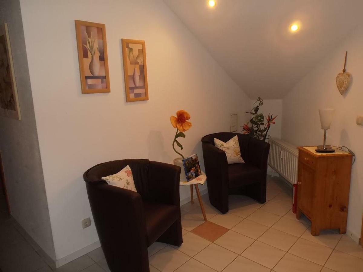 Ferienwohnung Schmitz Anschau Esterno foto